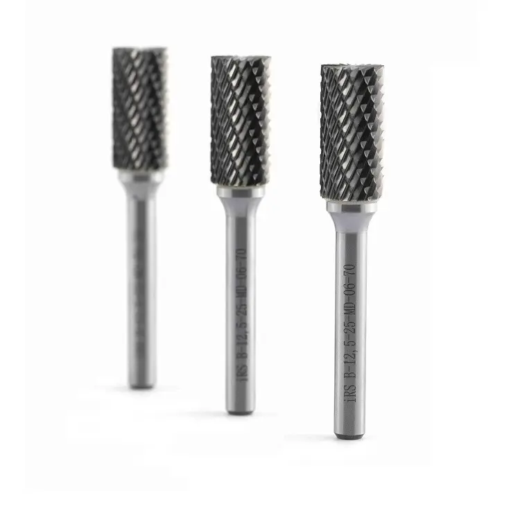 Борфреза твердосплавная цилиндрическая с торцевой насечкой IRS-B12,506MD