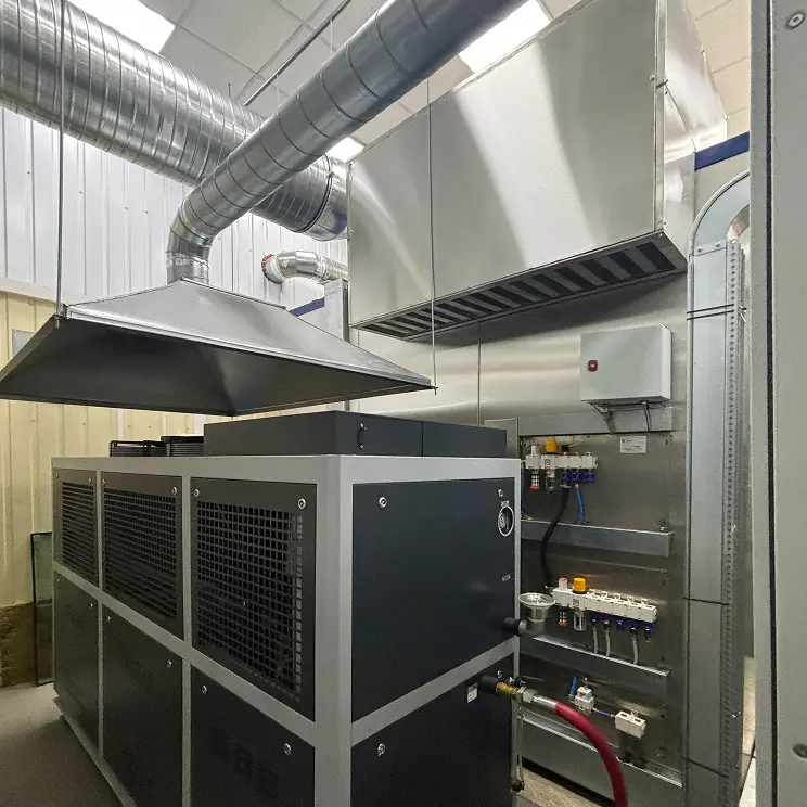 Камера для напыления. Система удаления дыма