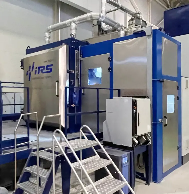 Камера из нержавеющей стали. Вид снаружи