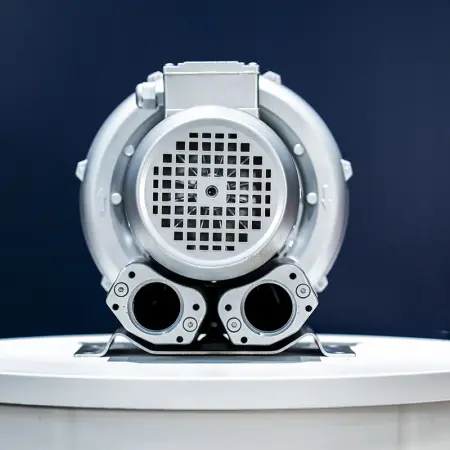 Воздуходувка одноступенчатая IRV-X004-002 (80 м³/ч, 0,4 кВт)