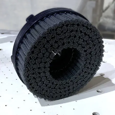 Дисковая щетка для зачистного станка грубое удаление про-во Германия 250.132.01