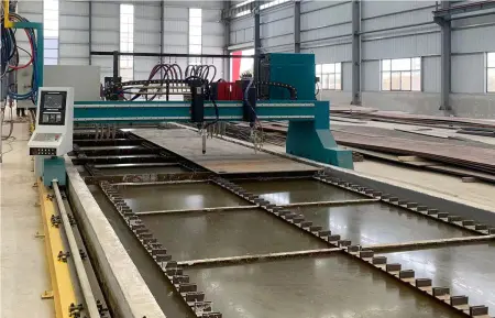 Портальный плазменно-газовый ленточнопильный станок с ЧПУ