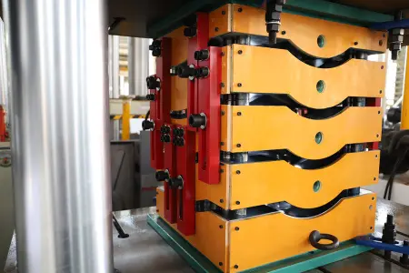 CURE-CFP630 Компрессионный формовочный пресс