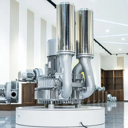 Воздуходувка двухступенчатая IRV-X004-076 (2050 м³/ч, 15 кВт)