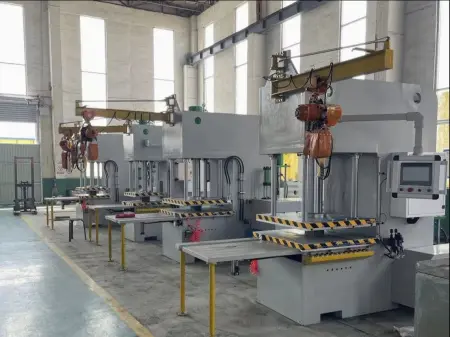 Вертикальная шприц-машина для запрессовки воска однопозиционная  IRLIT-A-A002-007