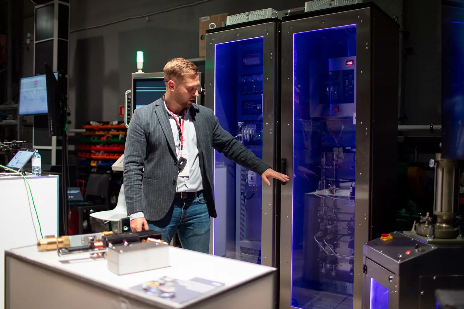 Компания «Интеллектуальные Робот Системы» на семинаре по роботизации аэрокосмического производства