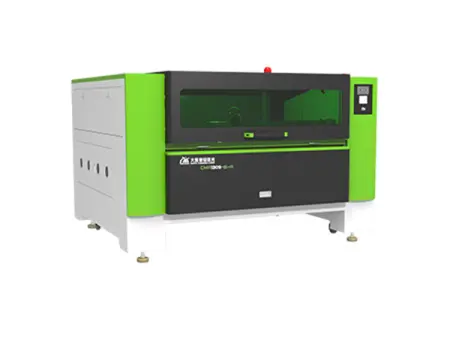 1500 х 1000 Высокопроизводительный СО2 лазерный станок с 4 головами CMA1810-Q