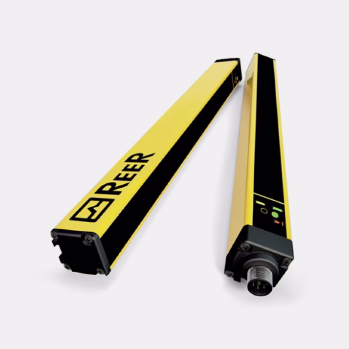 Защитные световые барьеры роботизированного комплекса для MIG/MAG сварки штоков и корпусов амортизаторов