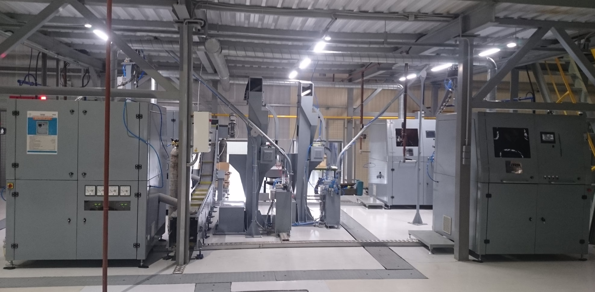 Автоматическая линия двухдуговой наплавки медно-ведущего пояска на изделия специального назначения