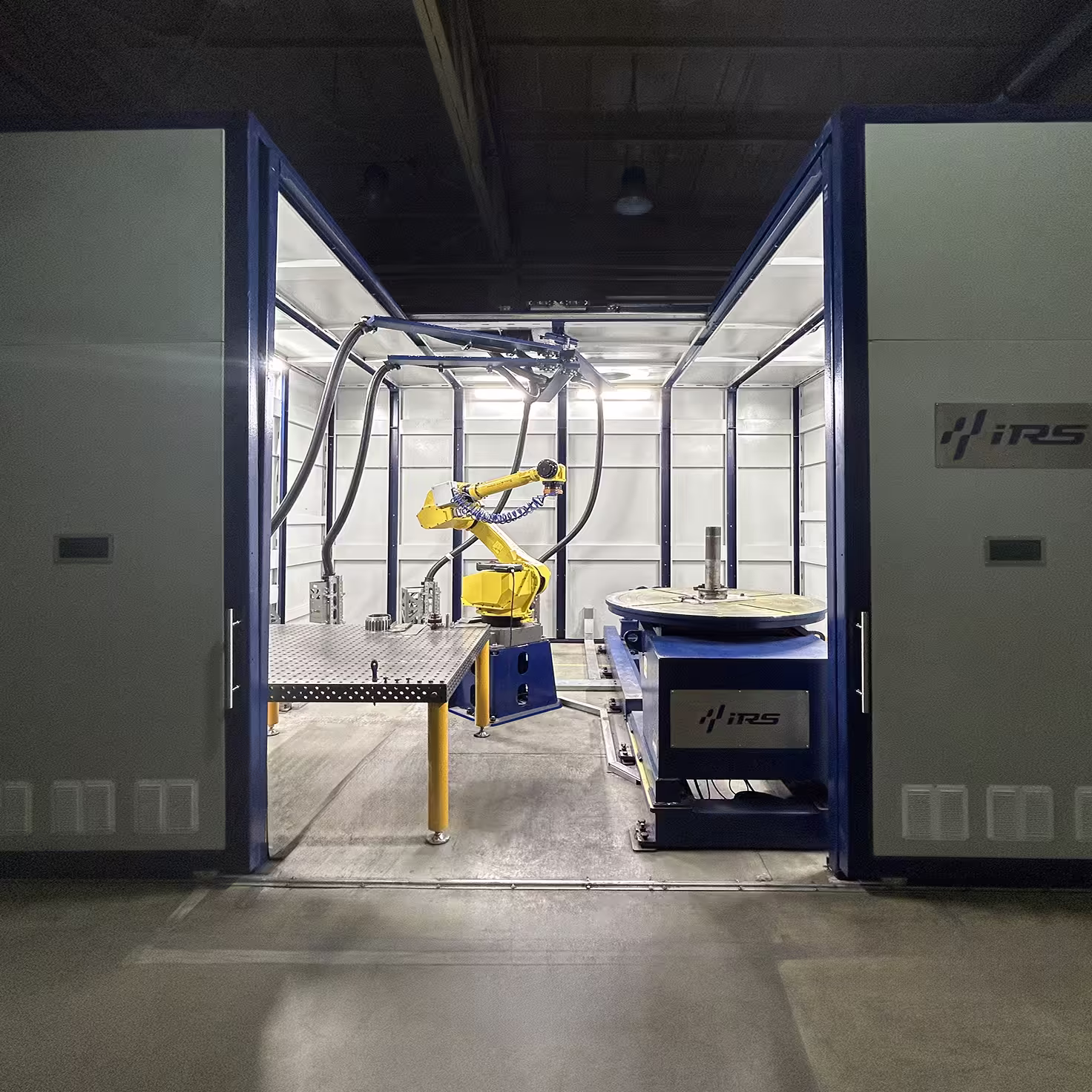 Роботизированный комплекс лазерной сварки и наплавки