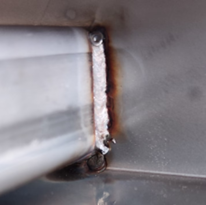 Пример 3 выполненного шва на роботизированном комплексе лазерной сварки лестничных лотков