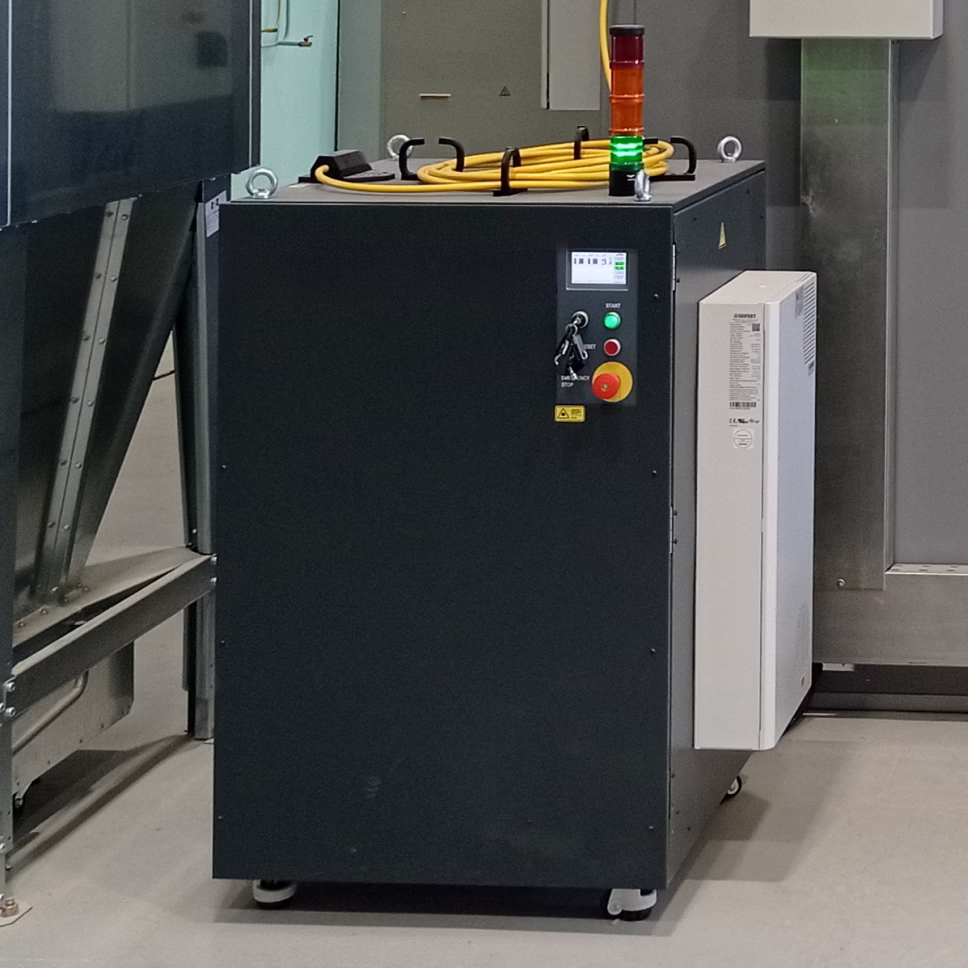 Источник лазерного излучения Роботизированного сварочного комплекса для нужд атомной промышленности