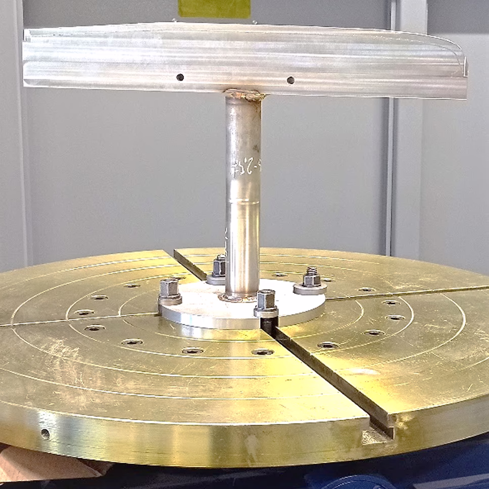 Работа Роботизированного сварочного комплекса для нужд атомной промышленности