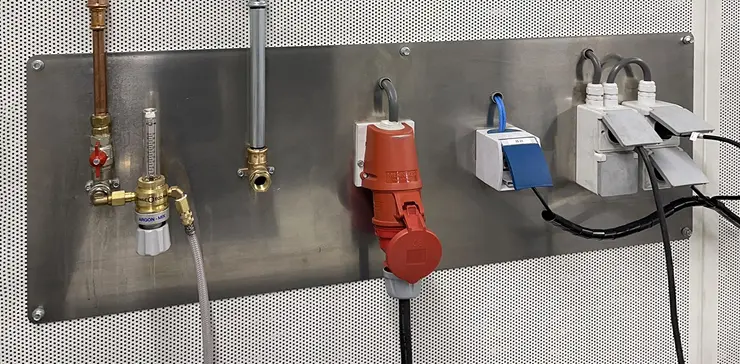 Интерфейсы подключения слесарных и сварочных кабин